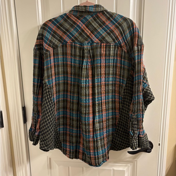 Free People One Of The Guys Button Down Shirt Green Flannel Cloth Oversized M - Picture 3 of 7